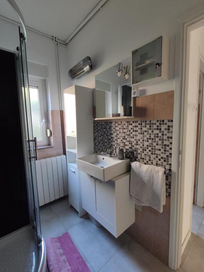 Apartment Ana Rijeka Buitenkant foto